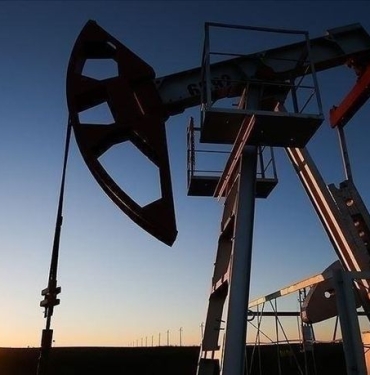 abdnin-petrol-sondaj-kulesi-sayisi-azaldi-stVnIxZ5.jpg