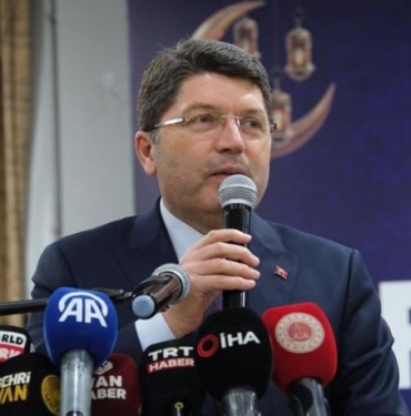 adalet-bakanindan-imamoglunun-gozaltina-alinmasina-iliskin-aciklama-CvF7IVRW.jpg