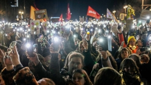 almanyada-cikis-anketlerine-gore-hristiyan-demokratlar-onde-9LuQbtBA.jpg