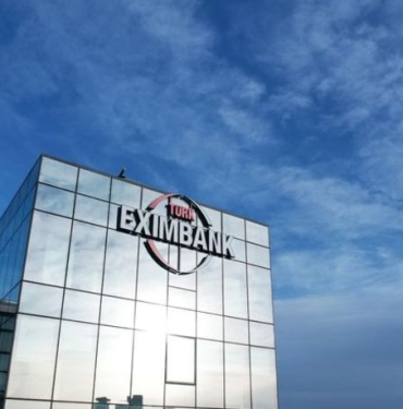 eximbanktan-bu-yil-52-milyar-dolarlik-destek-hacmine-ulasma-hedefi-AGYncDKF.jpg