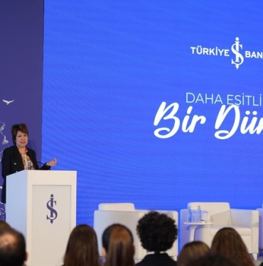 gelecege-isik-tutan-kadinlar-daha-esitlikci-bir-dunya-icin-bir-araya-geldi-Tsesv358.jpg