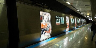 imamogluna-gozalti-karari-sonrasi-bazi-metro-seferleri-durduruldu-J71VNZOU.jpg