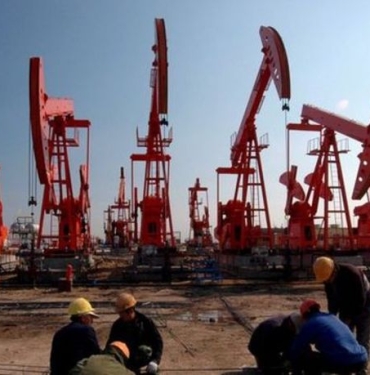 petrol-haftaya-yatay-seyirde-basladi-iPEFeeeV.jpg