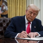 trump-abdde-uretilmeyen-otomobillere-25-tarife-uygulanacak-fprclt38.jpg