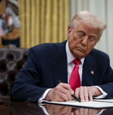 trump-abdde-uretilmeyen-otomobillere-25-tarife-uygulanacak-fprclt38.jpg