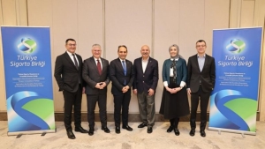 tsb-baskani-gulen-istikrarli-buyuyen-sermayesi-guclu-bir-sigorta-ekosistemi-olusturuyoruz-Iy19Khf2.jpg