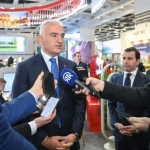 turizmde-2025-yili-hedefi-64-milyar-dolar-gelir-xDlpaPYD.jpg