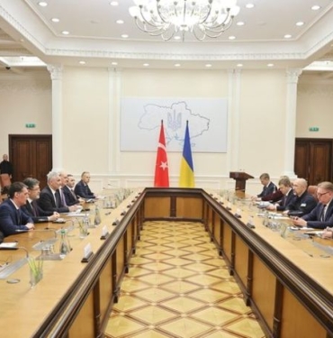 zelenski-turkiye-ile-serbest-ticaret-anlasmasini-onaylamaya-haziriz-HGXwuljU.jpg