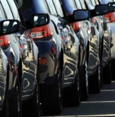otomotiv-satislari-aylik-100-bin-uzerindeki-seyrini-koruyor-J5vfZgPV.jpg