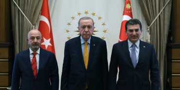 erdogan-oyak-yonetim-kurulu-baskani-aksakalliyi-kabul-etti-drvRNSN2.jpg