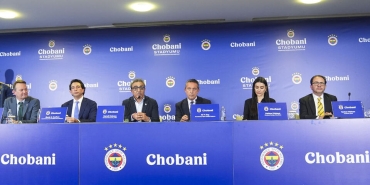fenerbahce-ile-chobani-arasinda-imzalar-atildi-nk59kbmU.jpg