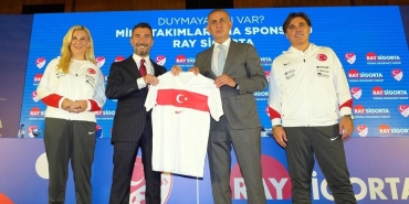 ray-sigorta-ile-tffarasinda-ana-sponsorlugu-anlasmasi-SPQaLXdM.jpg