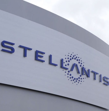 stellantis-yilin-ilk-yarisinda-23-milyar-euro-zarar-acikladi-kBWwIW4l.jpg