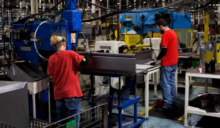 ABD’de imalat PMI 2025’i en düşük seviyede kapattı