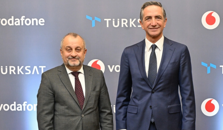 Türksat ve Vodafone’dan fiber altyapıda stratejik işbirliği