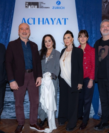 aci-hayat-zurich-turkiye-destegiyle-yeniden-beyaz-perdede-CqbVXSTP.jpg