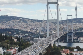 bayramda-otoyol-kopru-ve-toplu-tasima-ucretsiz-GgkfJvlM.jpg